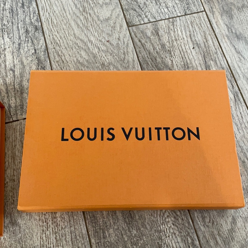 LV box authentic